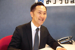 地元出身のスタッフが対応